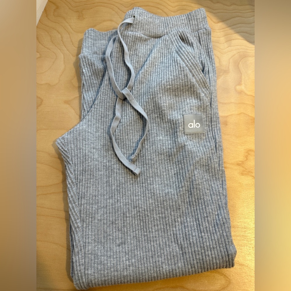 Alo Muse Sweatpants
